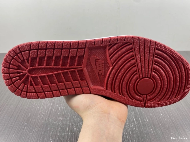 Kick Theory Bred 705329-001 Air 1 Low Retro Jordan 0730